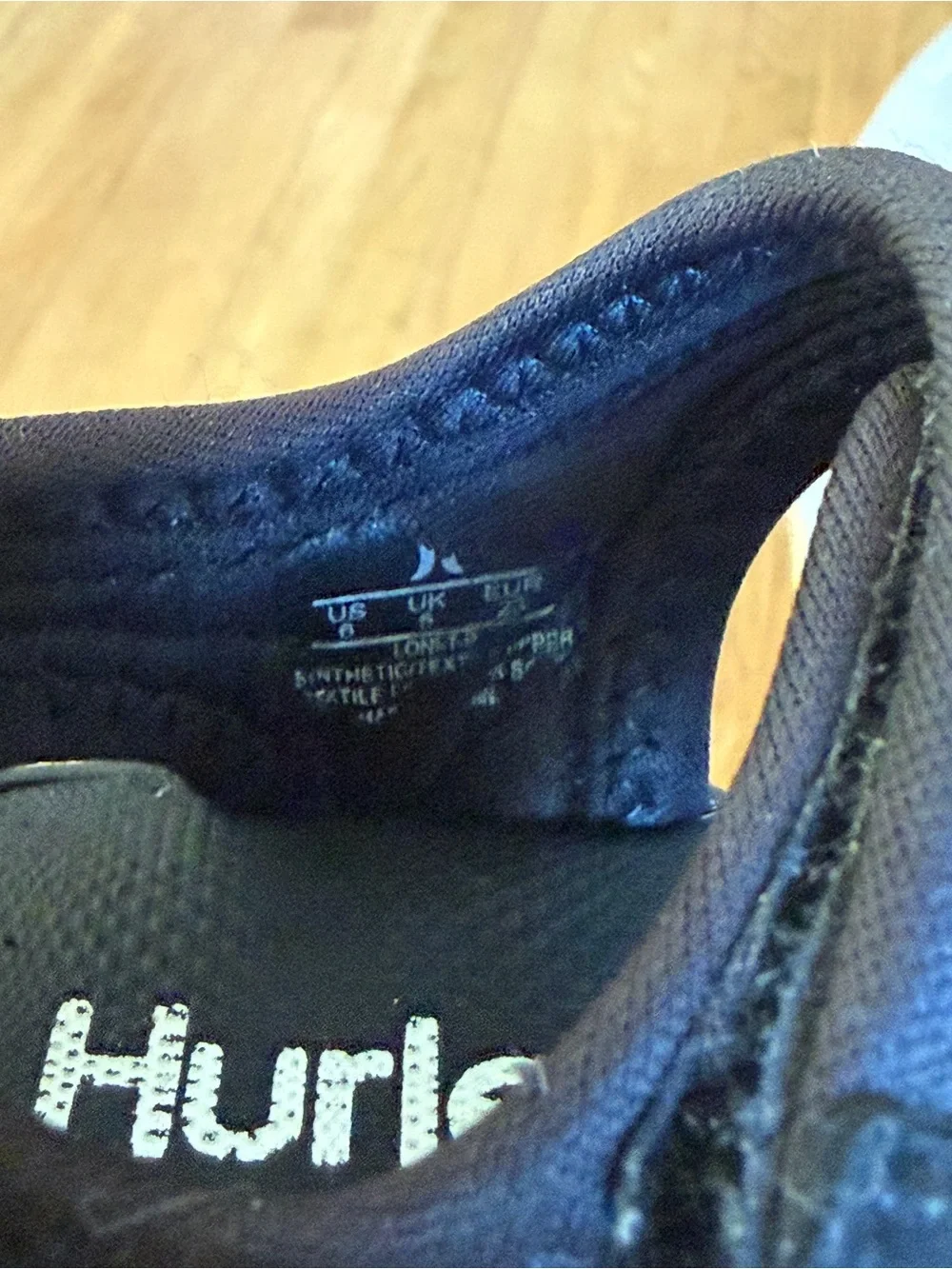 Hurley Kids Toddler size 6 Black Open-Toe Velcro Sandals